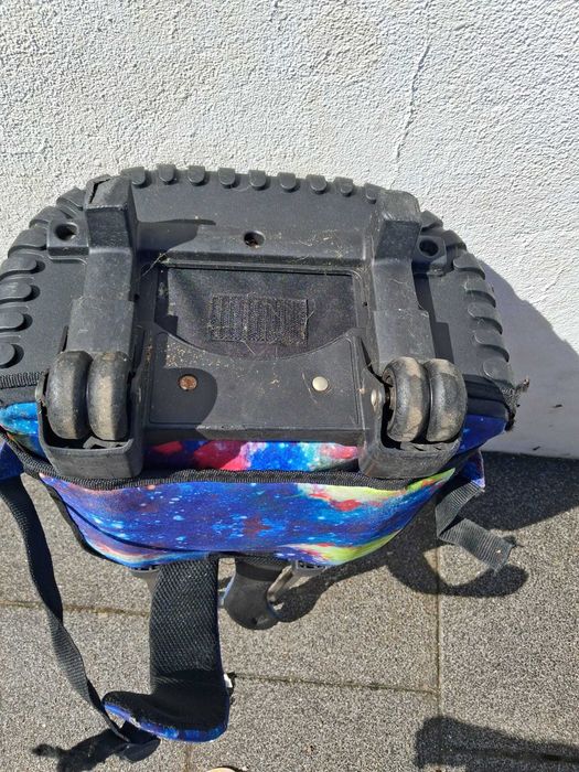 Mochila escolar com trolley/rodas