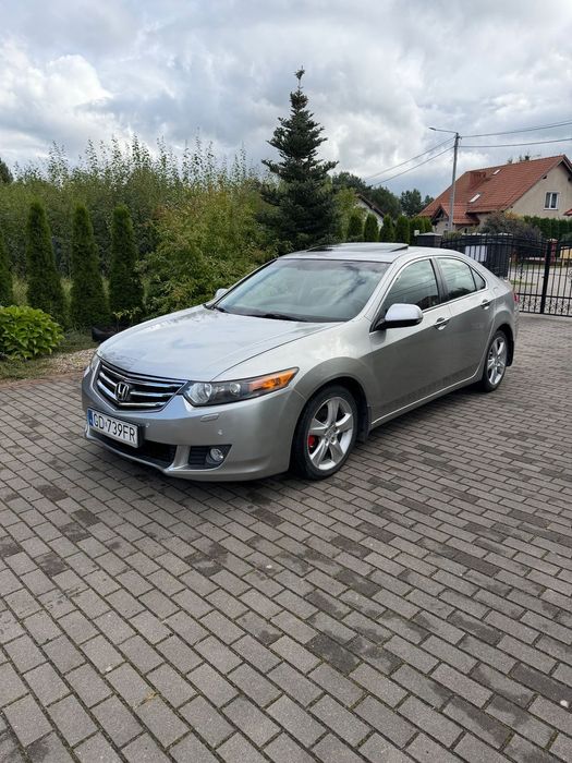 Honda Accord drugi właściciel, nowy akumulator, zabezpieczone antykorozyjnje podwoz