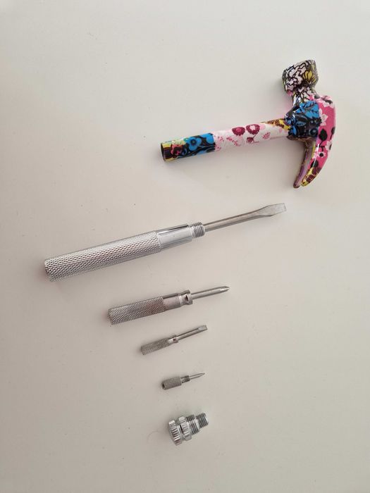 Martelo 5 em 1. Martelo Metal com Chaves de Fenda e Estrela