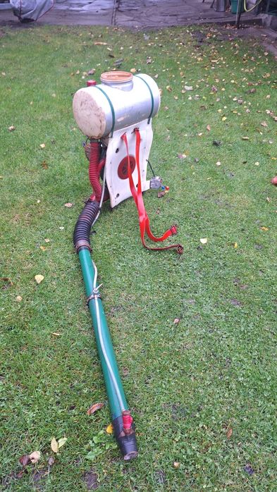 Opryskiwacz motorowy