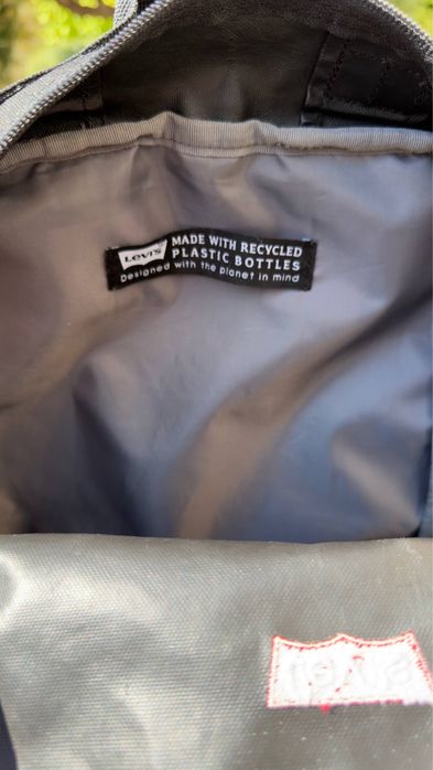 : Рюкзак Levi's L-Pack Standard Issue (Pride Edition) чорний оригінал