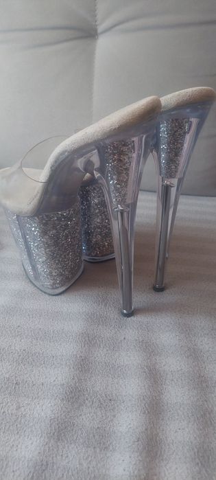 Laczki klapki sandałki szpilki Pleaser pole dance