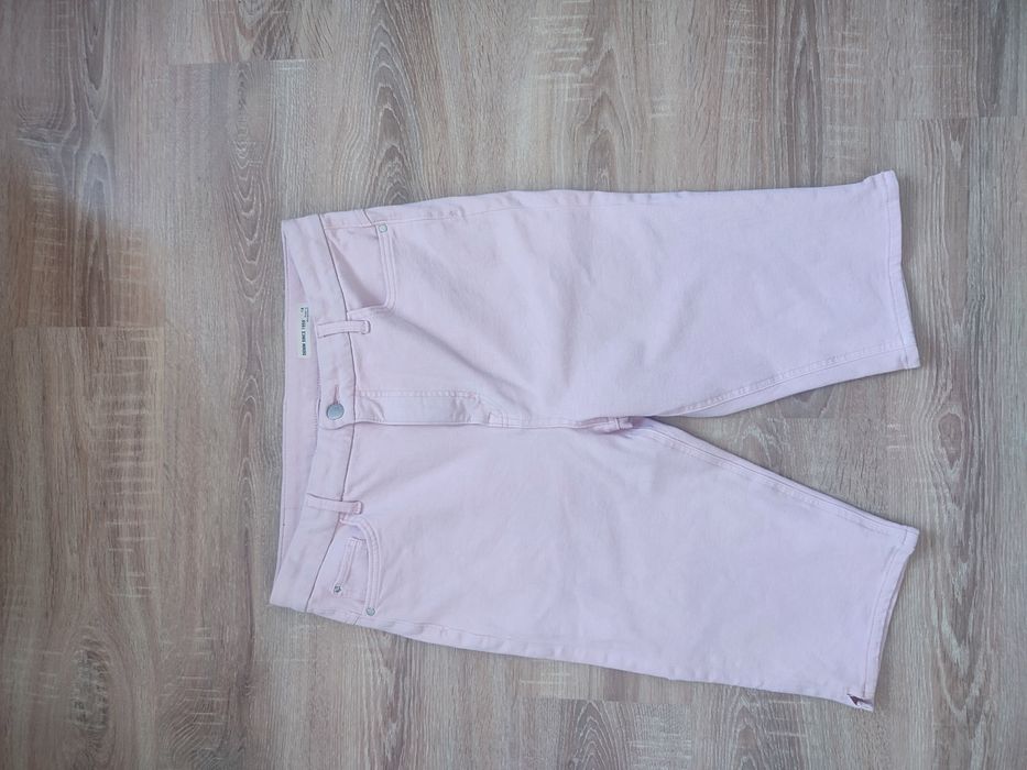 Spodenki za kolano z elastanem