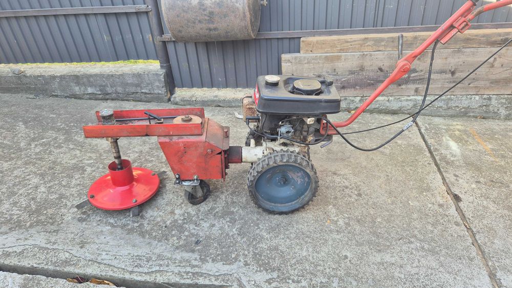 Газонокосарка роторна +щітка