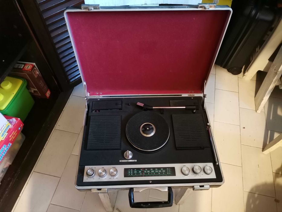 Mala Gira discos e radio anos 70