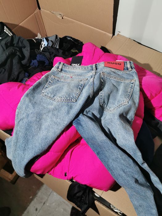 Odzież Hurt amazon nowa na  kilogramy