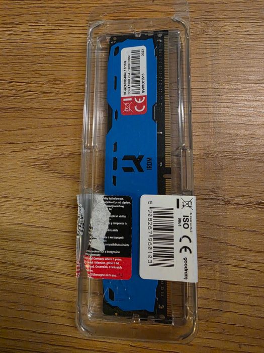 Pamięć RAM Goodram IRDM DDR4 16GB 2400 MHz CL17