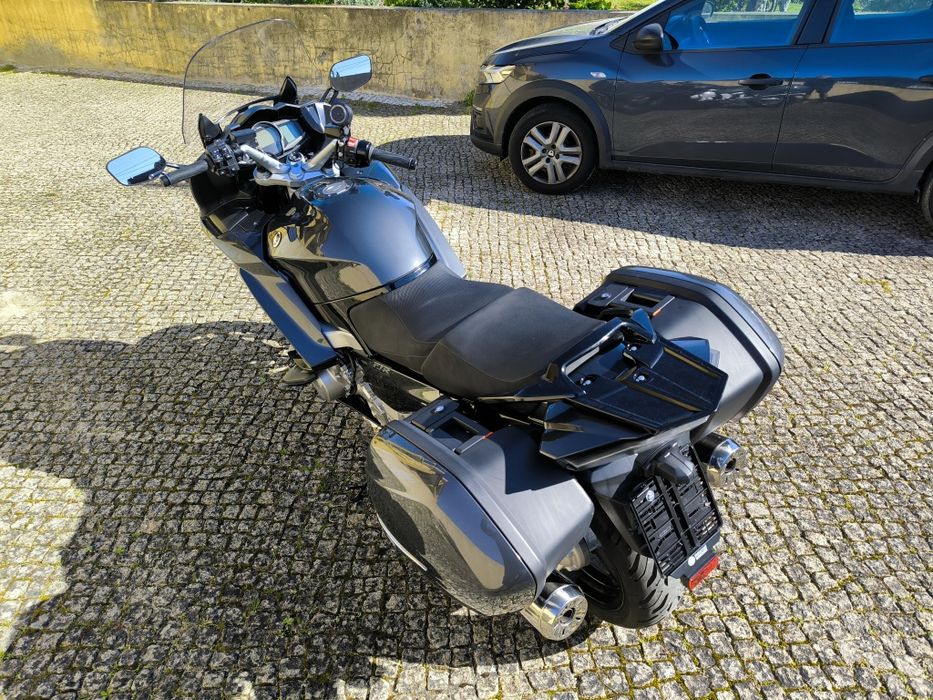Yamaha FJR 1300 AE RP28