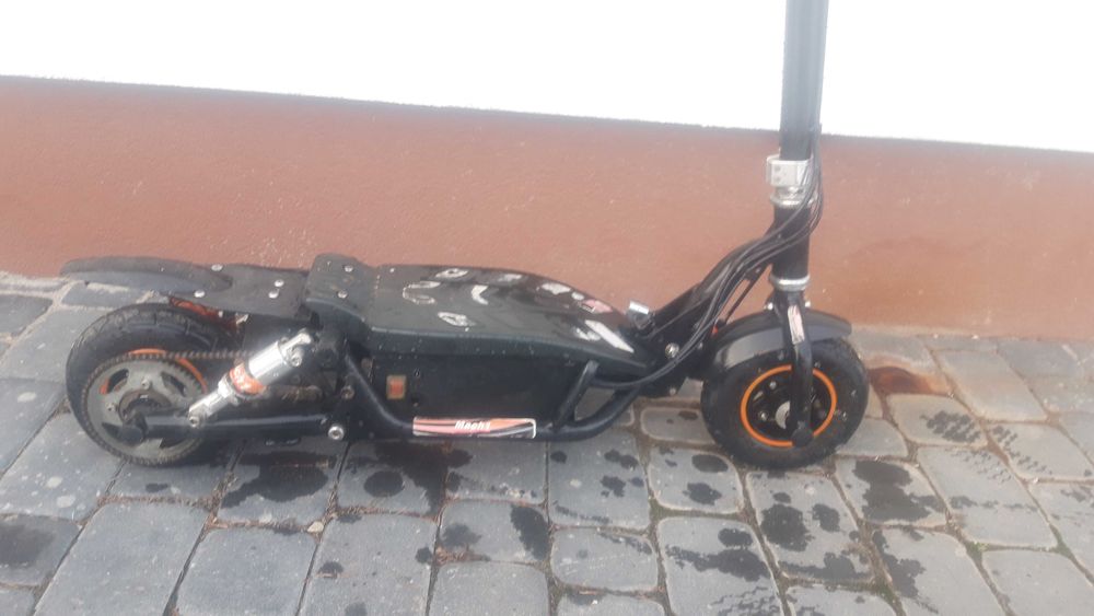 Hulajnoga elektryczna Mach 1