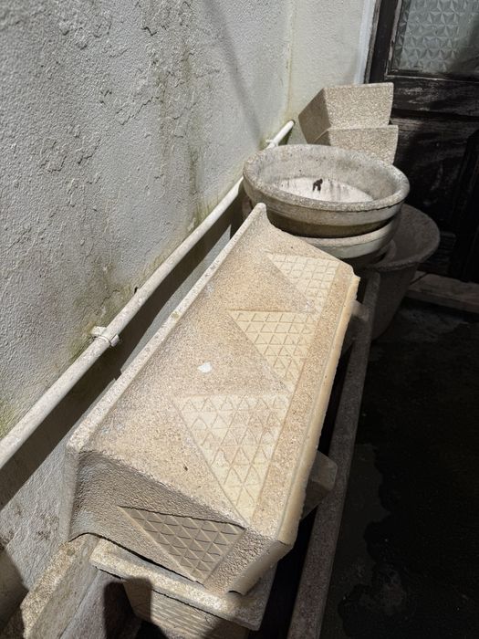 Vasos em pedra de Jardim