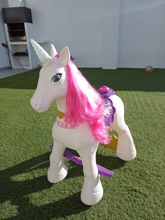 Cavalo Unicórnio Feber