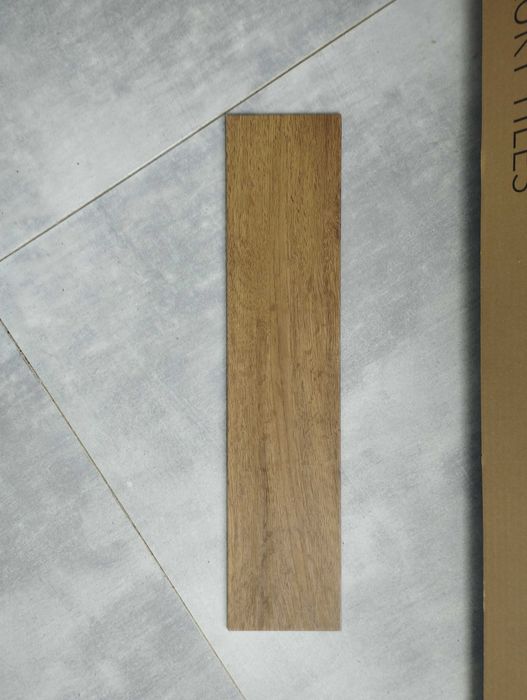 Продам виниловую плитку