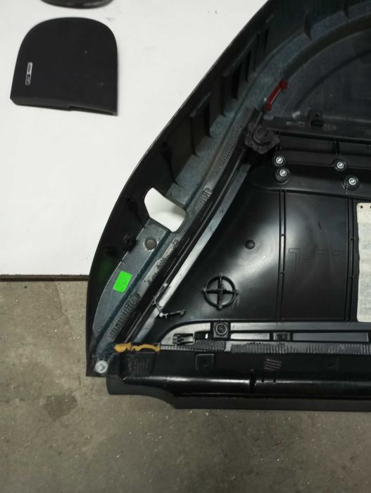 Par de Quartelas Traseiras Audi A4 B7 (2004-2008)