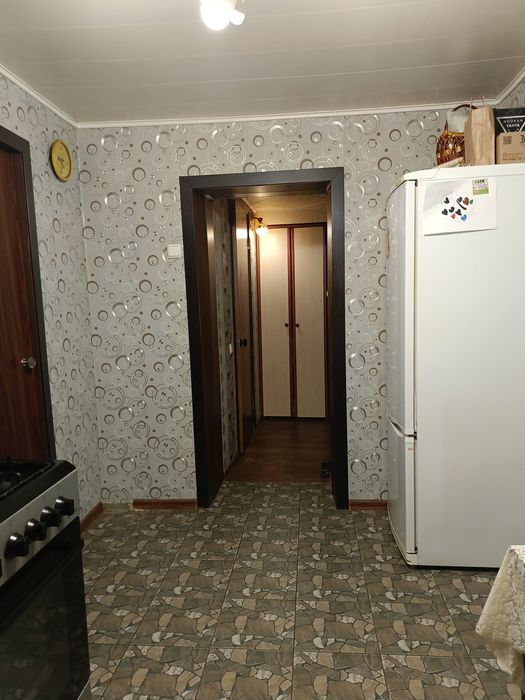 Продам  будинок, в місті, ремонт, зручності , меблі ,техніка.