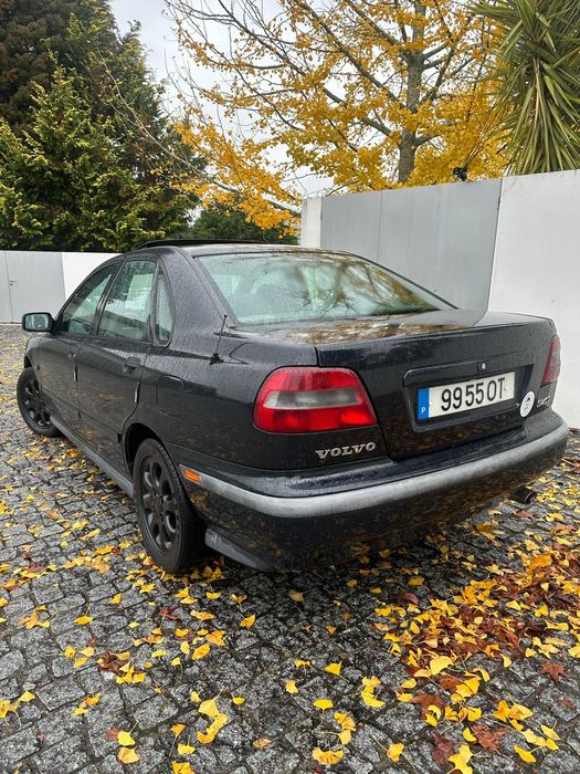 Carro em excelente estado ,vistoria feita esse mês , volvo S40 ano2001