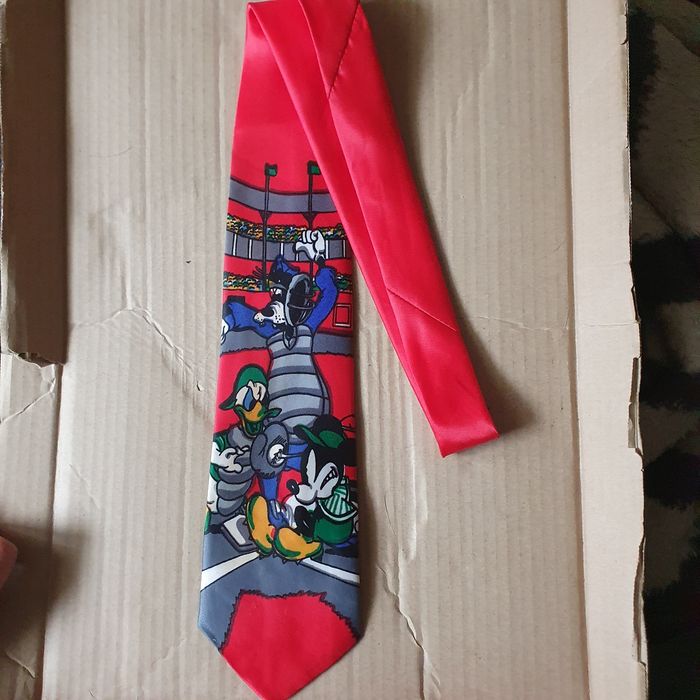 Krawat Goofy,Kaczor Donald, Myszka Miki jedwab(k-7)
