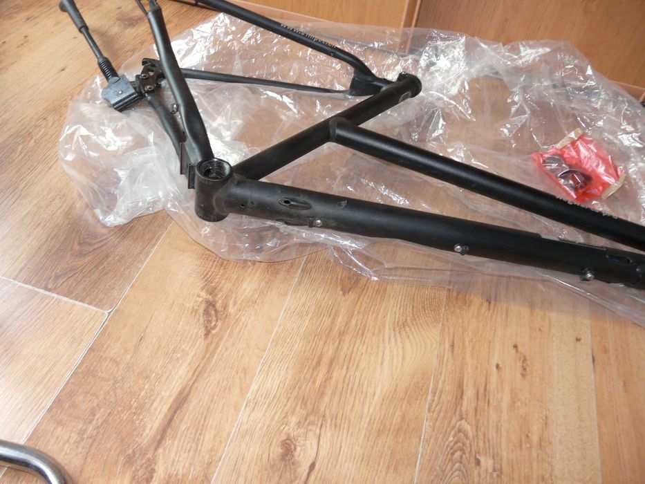Rama Cross Simple Pro stery ,hak zacisk gwarancja Rozm 160-172 cm
