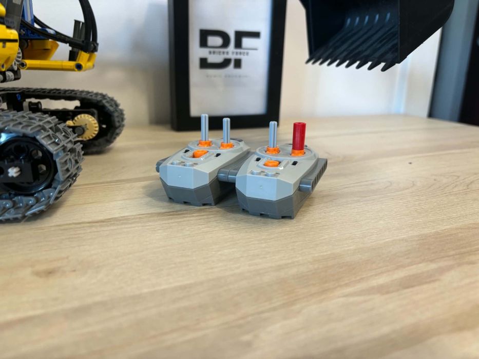Lego technic 8043 koparka