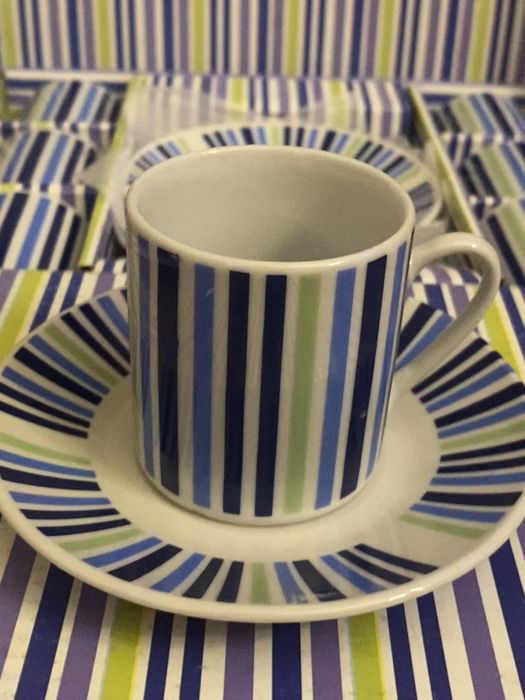 Conjuntos de chavenas de cafe425651203243386880
