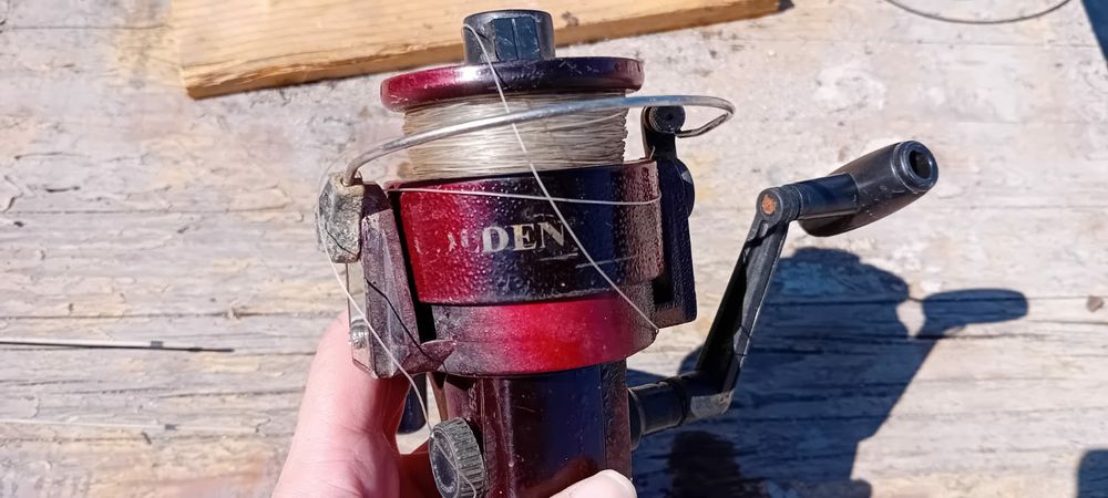 Carretos com fio de pesca várias marcas