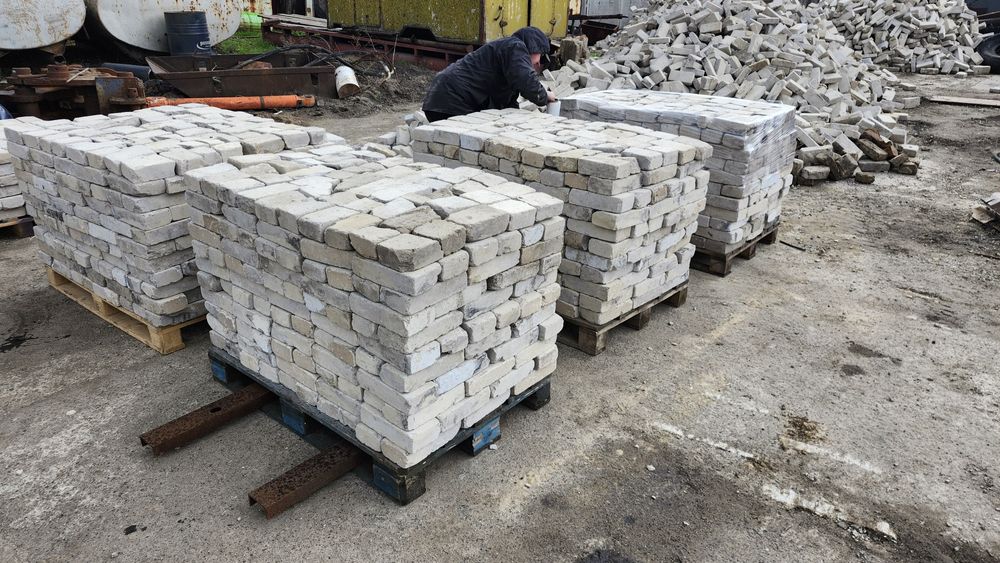 Продам кирпич силикатный,одинарный 6гр шт