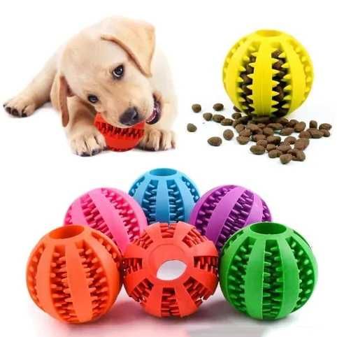 Zabawka dla psa piłka na przysmaki 5cm