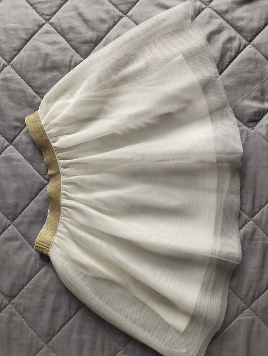 Śliczna spódniczka tiulowa dziewczęca dopodopo, rozmiar 128