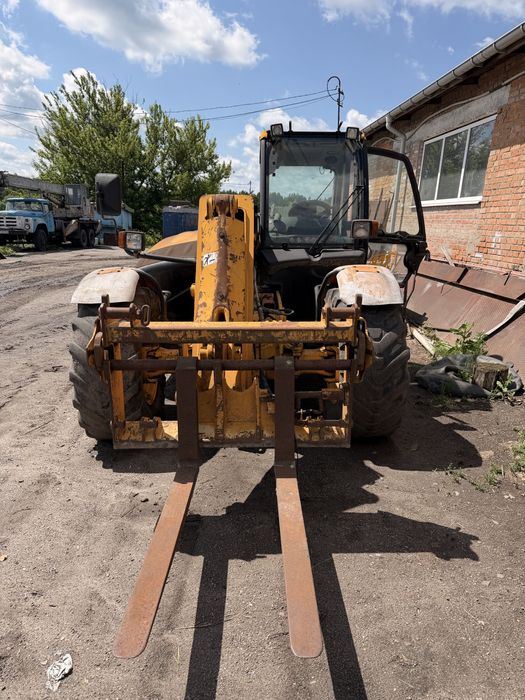 Навантажувач JCB 540-70