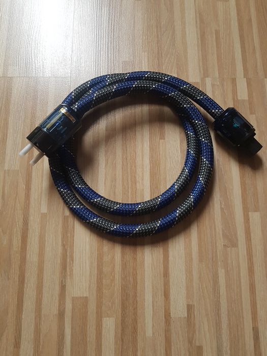 Kabel zasilający audio Oyaide 1.5m