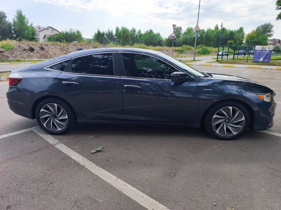 Продам Honda Insight  Touring 2020