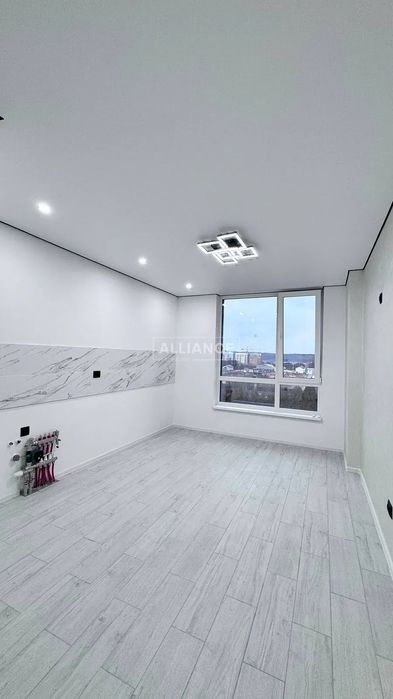 Квартира з ремонтом в зданому будинку, біля ТЦ Велес