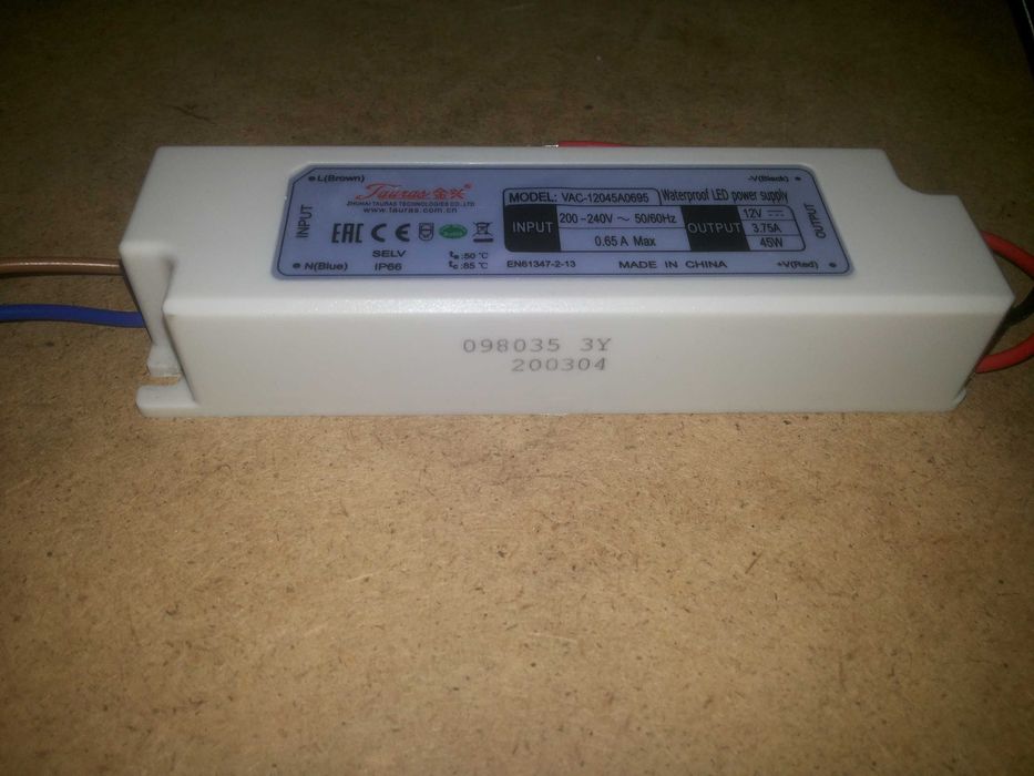 Блок питания 12 в 3.75 а 45 вт герметичный  LED драйвер