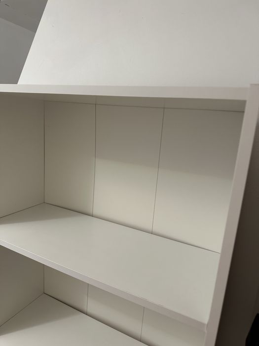 Biała Biblioteczka ikea