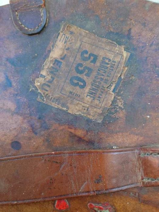 Mala de chapéu antiga