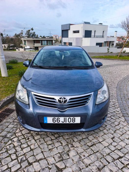 Toyota Avensis 2.0 D-4D — 2010