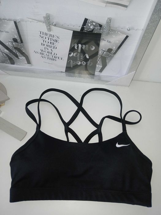 Nowy biustonosz sportowy Nike S wkładki