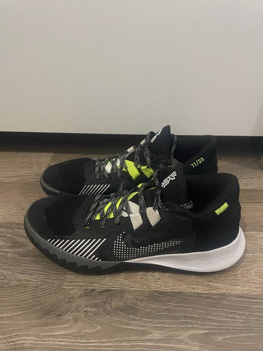 Nike Kyrie Flytrap 5