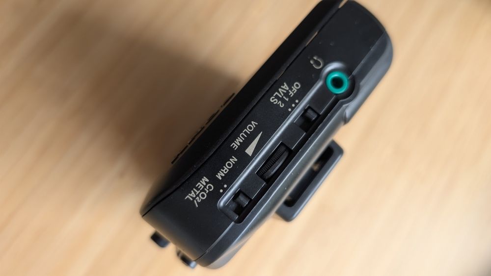 Sony Walkman WM EX-312  як новий.