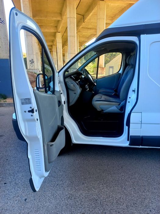 Renault Trafic 2.0 dci teto alto
