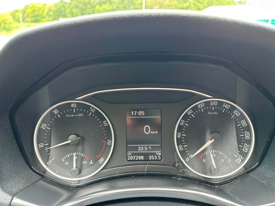 Skoda Octavia  kombi 1.8TSI Klimatronik,Hak  2kpl koł 4×4