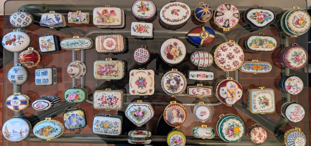 Vendo Coleção de caixas