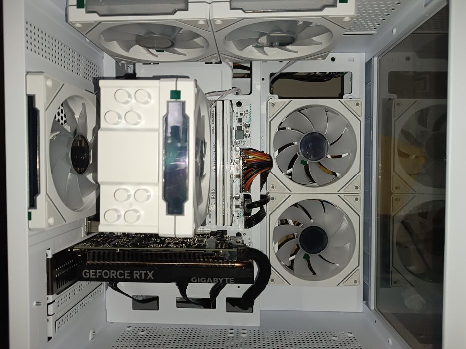 Топ! Новий комп'ютер RTX 4060 Ryzen 5 3600 ddr4 16Gb/512Gb