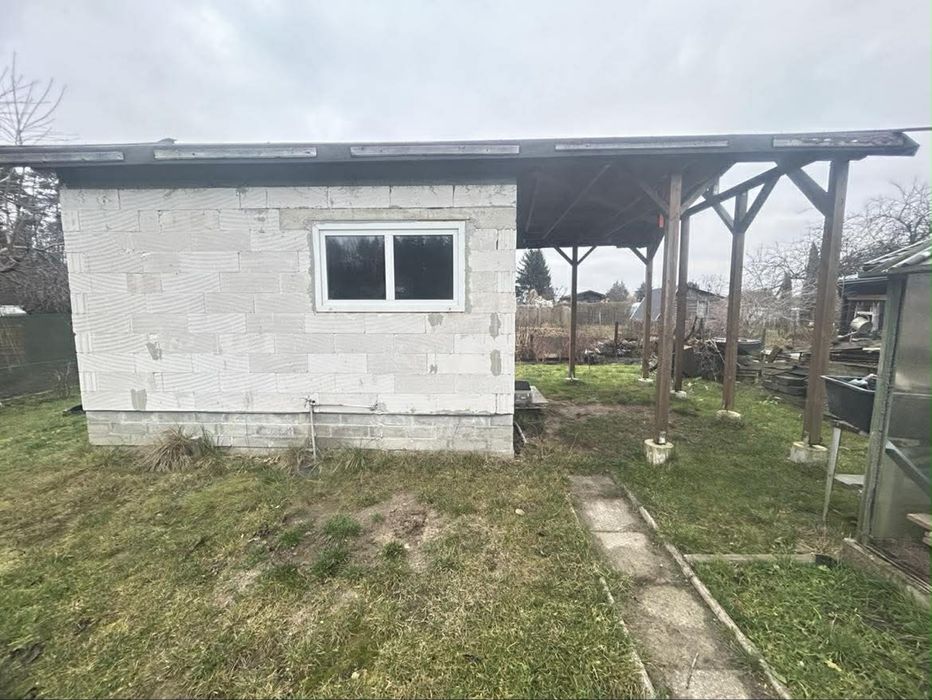 Działka ROD Krokus z murowanym domkiem