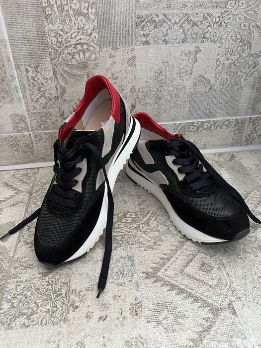 Шкіряні кросівки Maripe