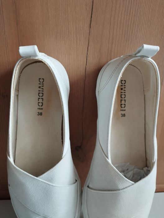 Макасіни DIVIDCD H&M 38розмір  білі