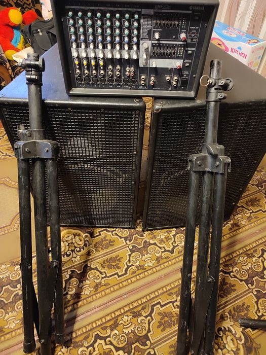 Продам музичну Акустику в дуже гарному стані,