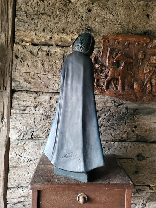 Piękna figura Matki Bożej Maryja z dzieciątkiem Jezus