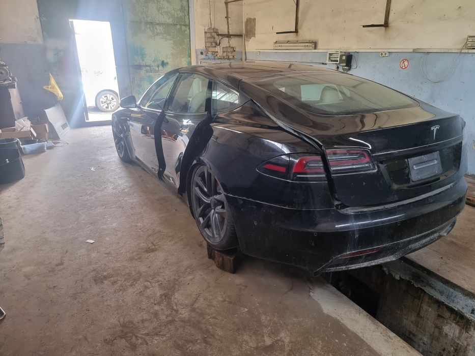 Розборка Tesla model S 2021-2023 Plaid, капот, крило, бампер, ляда