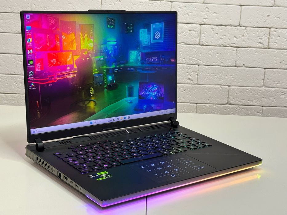 Asus Rog Scar 16/2K/Mini-LED/240Hz/i9-13980HX/32 GB DDR5/1 TB SSD/RTX 4080