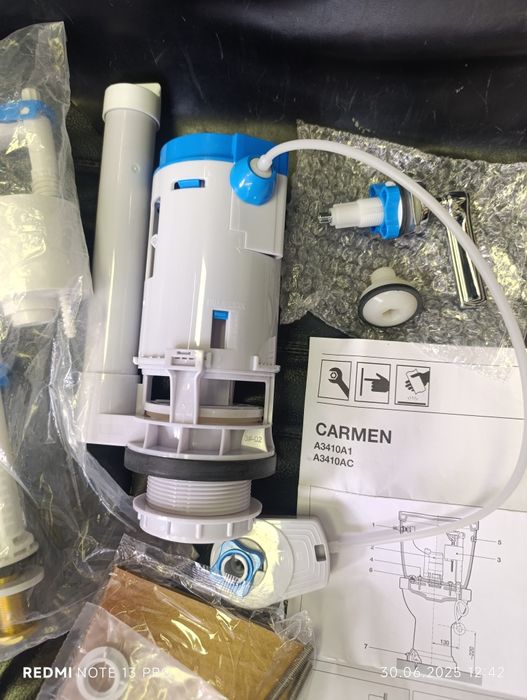 Комплект арматуры бочка Roca Carmen A822893800 слив+залив+ручка